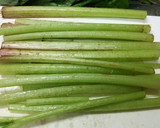 フキと厚揚げの煮物作り方1写真