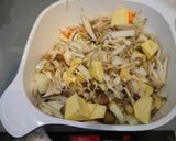 鯖水煮缶 野菜たっぷりの味噌汁作り方3写真