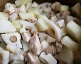 生姜香る♡鶏肉と大根と蓮根の味噌炒め作り方2写真