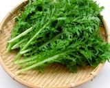 わさび菜と卵のお味噌汁作り方1写真