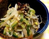 ウメぇ！もやしと塩昆布の簡単サラダ作り方4写真