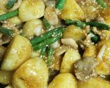 新じゃがと豚肉の味噌炒め作り方5写真