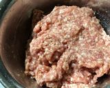 ブロッコリーとひき肉のソース炒め作り方1写真