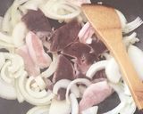 ごま油仕上げ！中華風豚トロレバー炒め作り方2写真