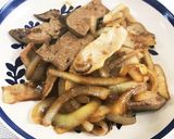 ごま油仕上げ！中華風豚トロレバー炒め作り方4写真