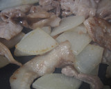 大根と豚バラ肉の黒こしょう炒め♪作り方5写真