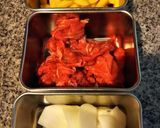 牛肉とじゃがいもと玉ねぎのピリ辛炒め煮作り方1写真