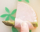 アスパラとハムのくるくる巻き☆お弁当に作り方3写真