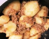新じゃがほっこり☆ひき肉の甘味噌からめ作り方8写真