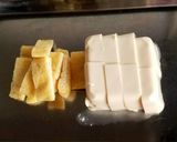 絹ごし豆富と油揚げの味噌汁作り方1写真
