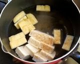絹ごし豆富と油揚げの味噌汁作り方2写真