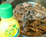 豚ハツとアスパラのレモンペパー炒め作り方5写真