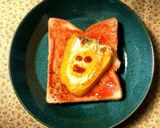 トーストアート　パプリカ目玉焼き作り方3写真