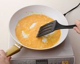 レタスとハムのパラパラチャーハン作り方4写真