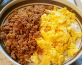 二色丼用の甘辛い豚そぼろ作り方4写真