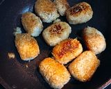 醤油の力で旨うま〜☆ 焼きおにぎり作り方4写真