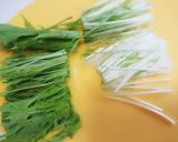 水菜でシャキシャキ☆即席わかめスープ♬作り方2写真