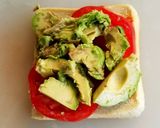 アボカドとトマトのトースト作り方4写真