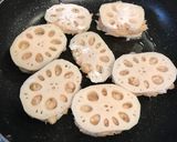 れんこんの黒酢はさみ焼き作り方4写真