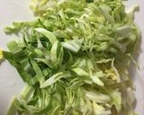 ズボラレシピ★生餃子!?サラダ作り方1写真