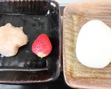 おやつ♪冷凍餅と自家製白あんでいちご大福作り方1写真