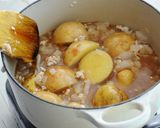 ☆	新じゃがいもとひき肉のこっくり煮物☆作り方7写真