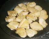 胸肉とパプリカのガーリック味噌炒め作り方3写真