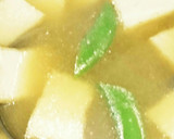 厚揚げとスナップえんどうの味噌汁作り方4写真