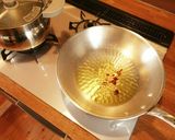ポーションでも魚介感じるイカスミパスタ。作り方2写真