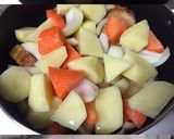 油麩でヘルシー肉ナシ【肉じゃが】風作り方2写真