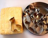 寿司型・模様巻き(クッキー型でキリン)作り方3写真
