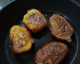 フランスパンをくりぬいて玉子と一緒に焼く作り方6写真