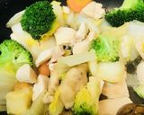 鶏肉とブロッコリーのオイスターソース炒め作り方3写真