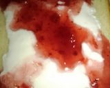 ヨーグルト苺ソースがけ！作り方1写真
