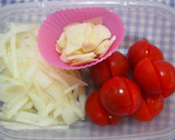 プチトマトと卵のふんわり中華スープ♪作り方1写真