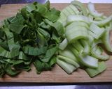 チンゲン菜とわかめのスープ作り方1写真