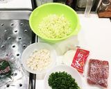 簡単！しっかり歯ごたえれんこん入り餃子作り方1写真