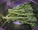 菜の花とベーコンの炒め物作り方1写真