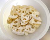 デリ風☆れんこんと水菜の胡麻マヨサラダ作り方4写真