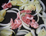 液みそで簡単！豚こまとじゃが芋の味噌炒め作り方5写真