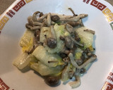 ✨とろ〜り白菜とシメジのマヨネーズ炒め✨作り方4写真