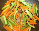 にんじんとセロリのきんぴら作り方1写真