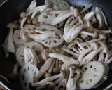 簡単♪美味♪蓮根とキノコのカレー風味炒め作り方4写真