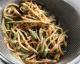 春の訪れ♪土筆と生椎茸の卵とじ～丼にも～作り方1写真