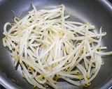簡単節約！シャキシャキ☆もやしの甘酢炒め作り方2写真