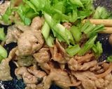 わさび菜と豚こま肉の炒め物作り方2写真