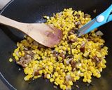 舞茸、ナメコとコーン等の油炒め・醤油味作り方3写真