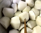 調味料は２つだけ☆簡単里芋の煮っころがし作り方2写真