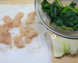 鶏胸肉とほうれん草のカレークリーム煮作り方1写真