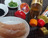 上品な味！【鶏ささみとワカメのすまし汁】作り方1写真